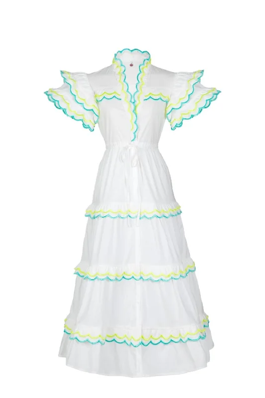 Eden Dress In White Breathable unclassified dresses