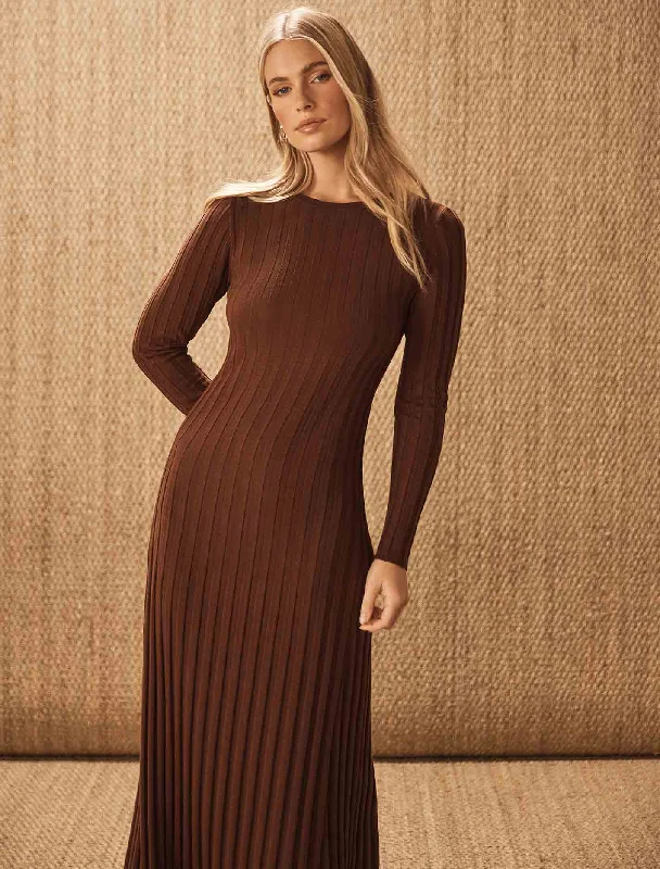 Lyla Crew Neck Detail Knit Dress Long sleeve unclassified dresses