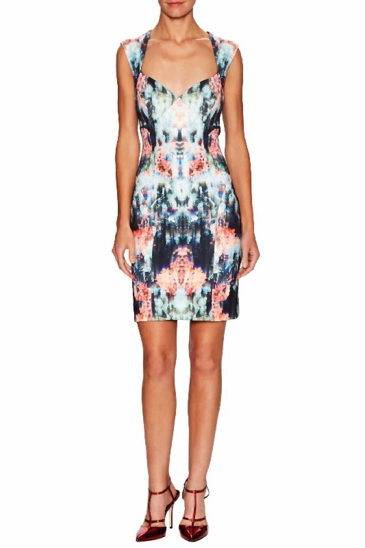 Neoprene Digital Print Dress In Multicolor Petite unclassified dresses