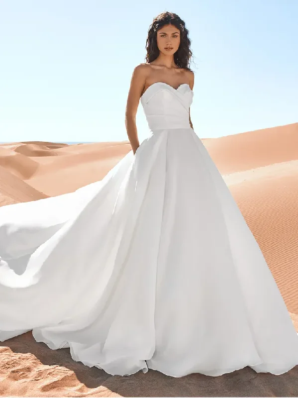 Pronovias Geiranger Discounted unclassified dresses