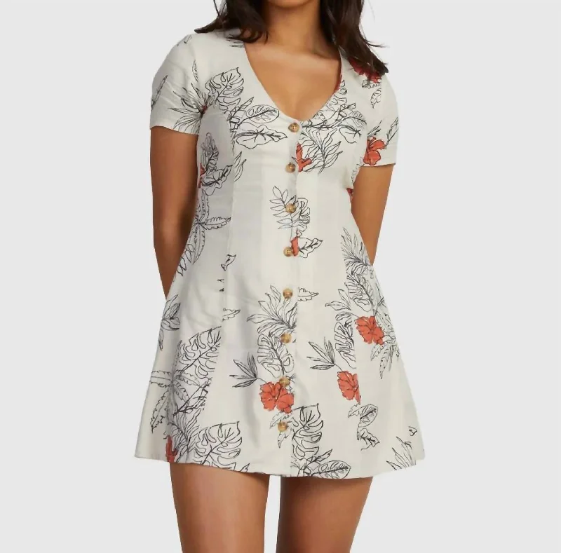 Tropicalsy Understated Dress In Bleached Comfortable unclassified dresses